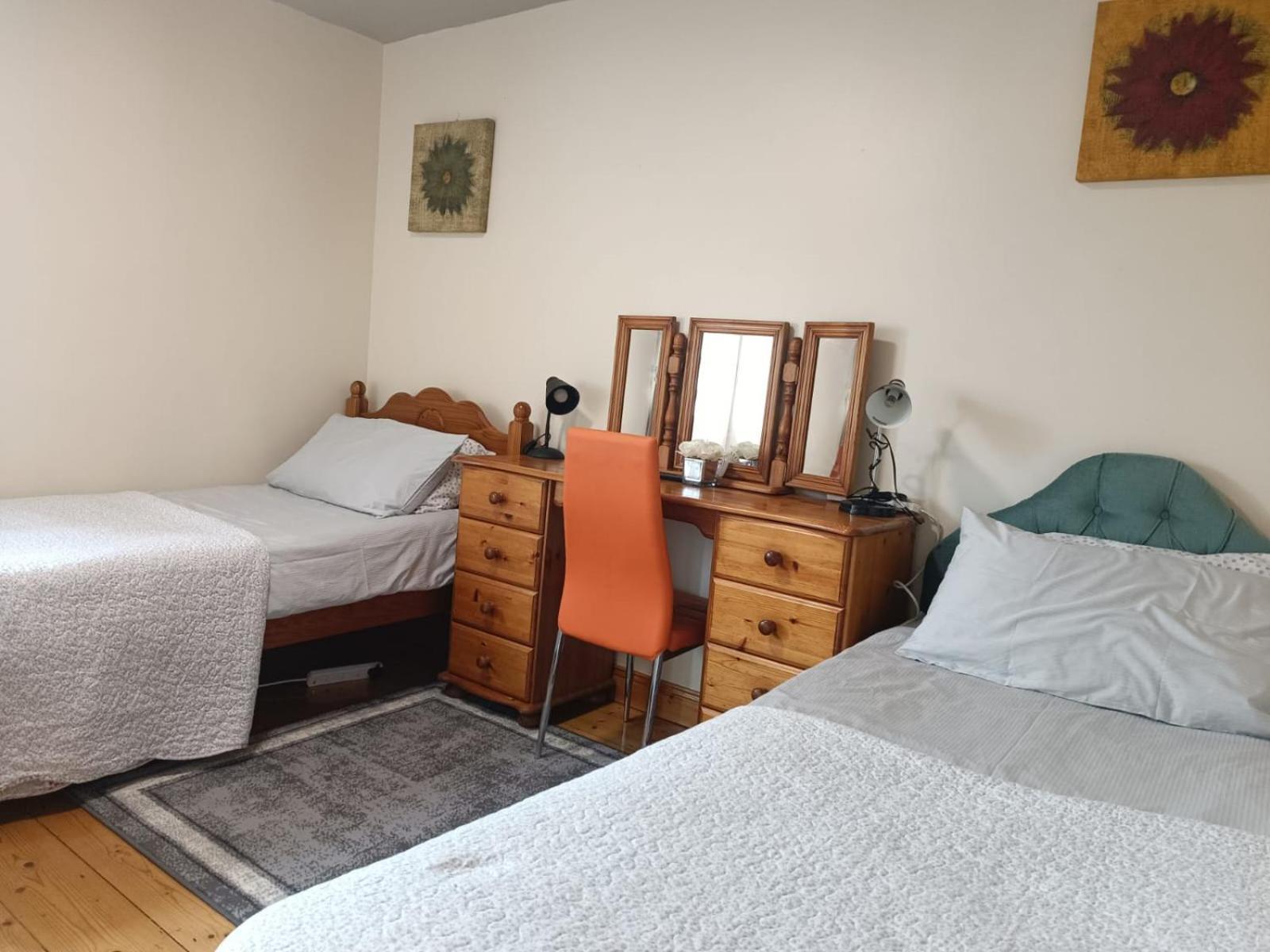 Bernie'S Place Castlebar Habitación foto